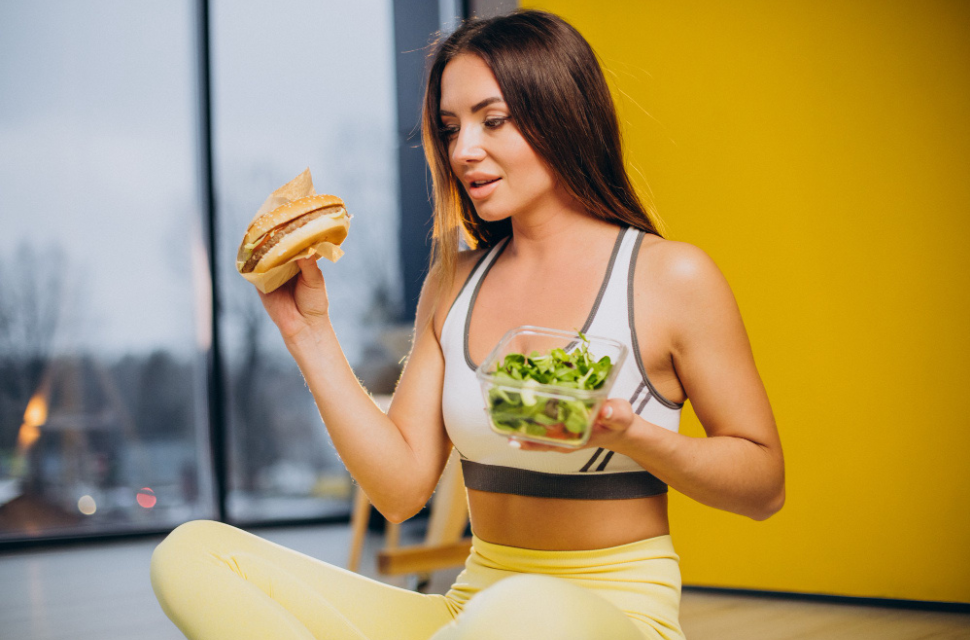 Sair da dieta final de semana engorda? Entenda o impacto